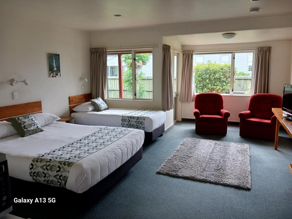 Anatoki Lodge Motel Takaka Dış mekan fotoğraf