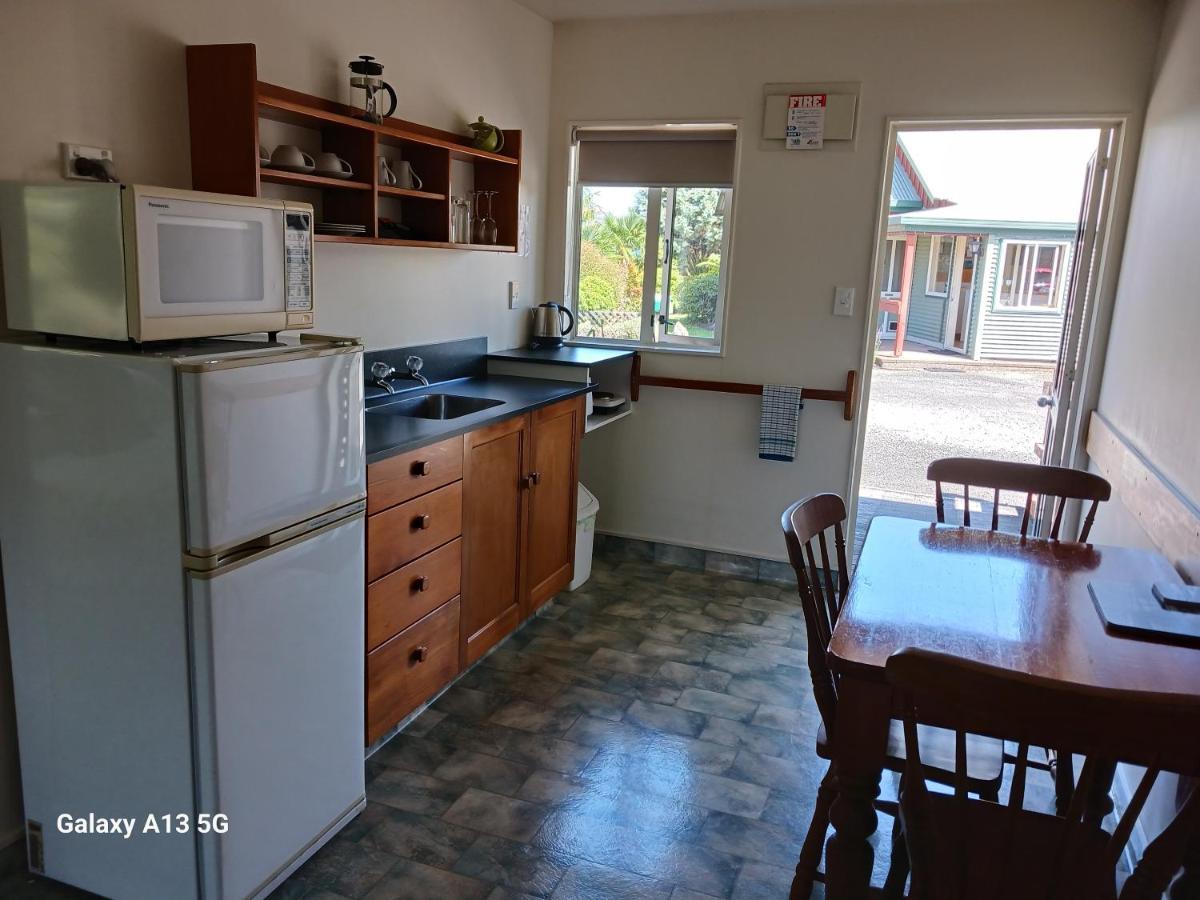 Anatoki Lodge Motel Takaka Dış mekan fotoğraf