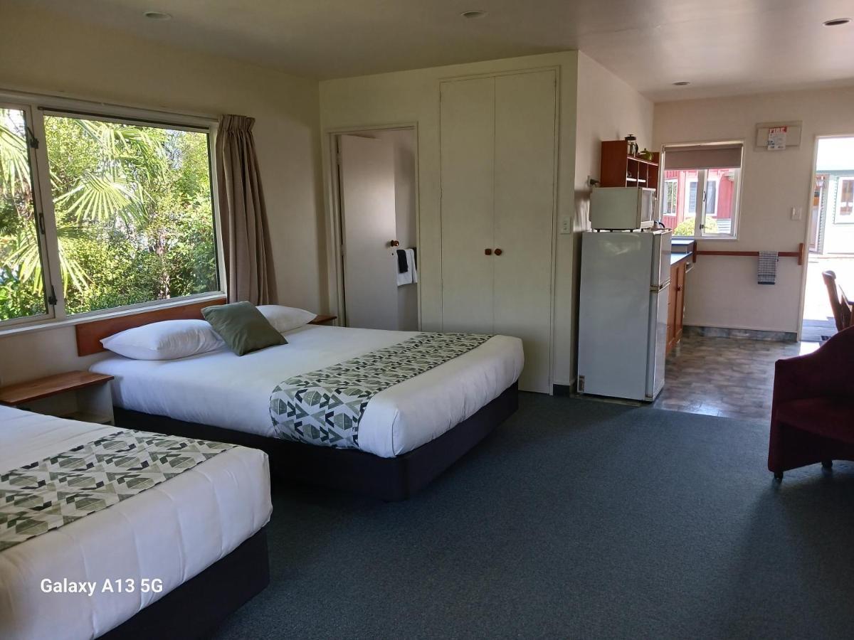 Anatoki Lodge Motel Takaka Dış mekan fotoğraf